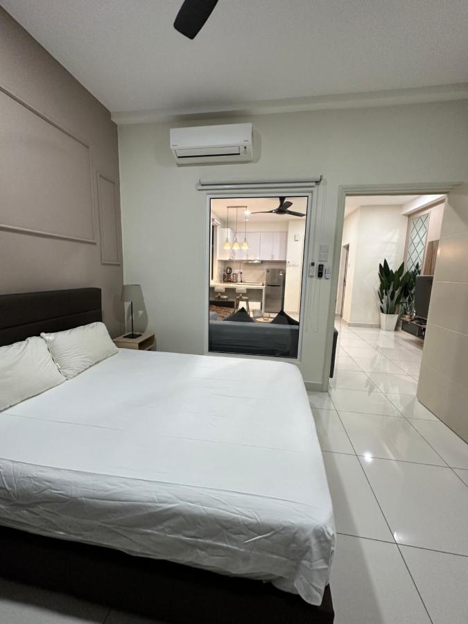 Arti Mont Kiara Aparthotel Kuala Lumpur Buitenkant foto
